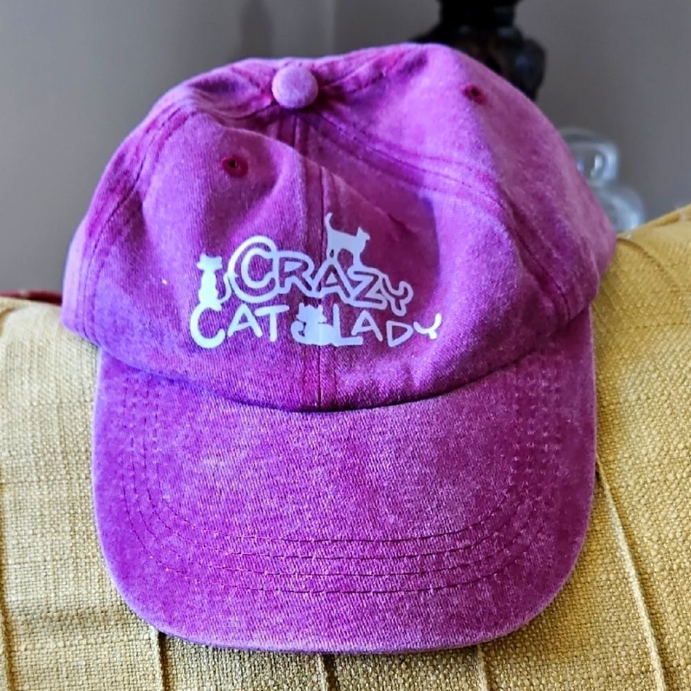 NWOT" CrazyโCat Lady" BaseballโHat